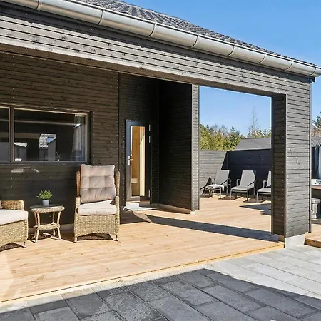 Amazing In With Sauna Idestrup