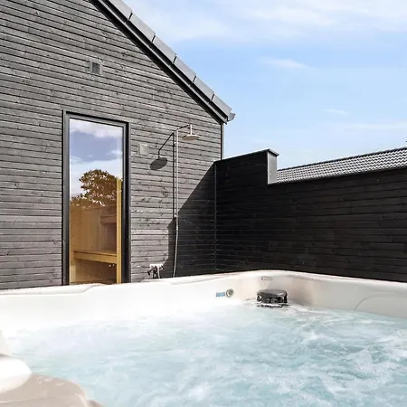 Amazing In With Sauna * Idestrup
